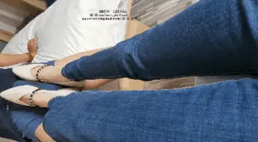 自拍 [收藏精品]足控福利，恋足大神足交手交啪啪榨精 合集【277V+102G】
