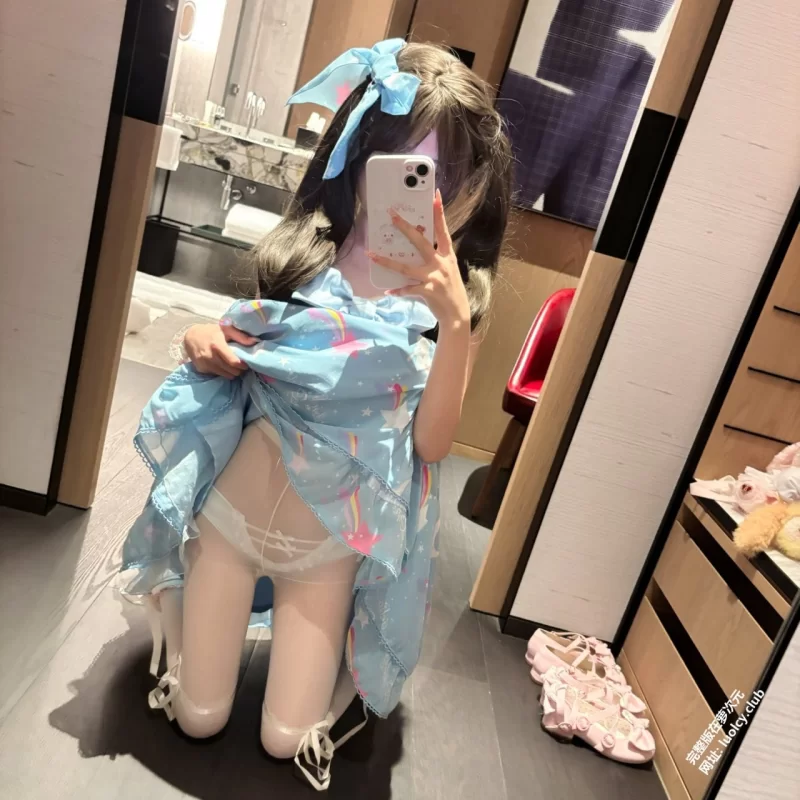 福利姬 双马尾白虎萝莉极品福利姬 [298PnV-1.40G] 小月喵 qqcattt1【1v+1g】