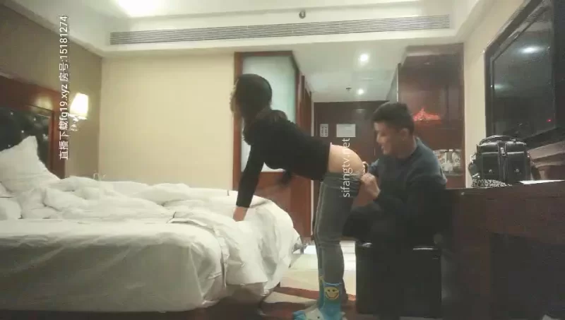 自拍 大神坦克出击 约啪长筒白袜学生妹，后入暴操快干死了【1V+679MB】