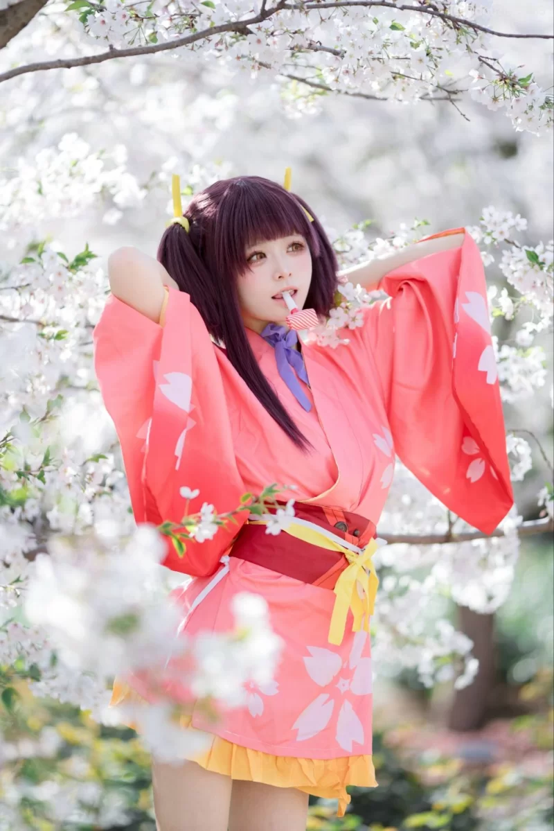 国产coser 九柒喵 无名 [34P 374.58 MB]【34P+374M】