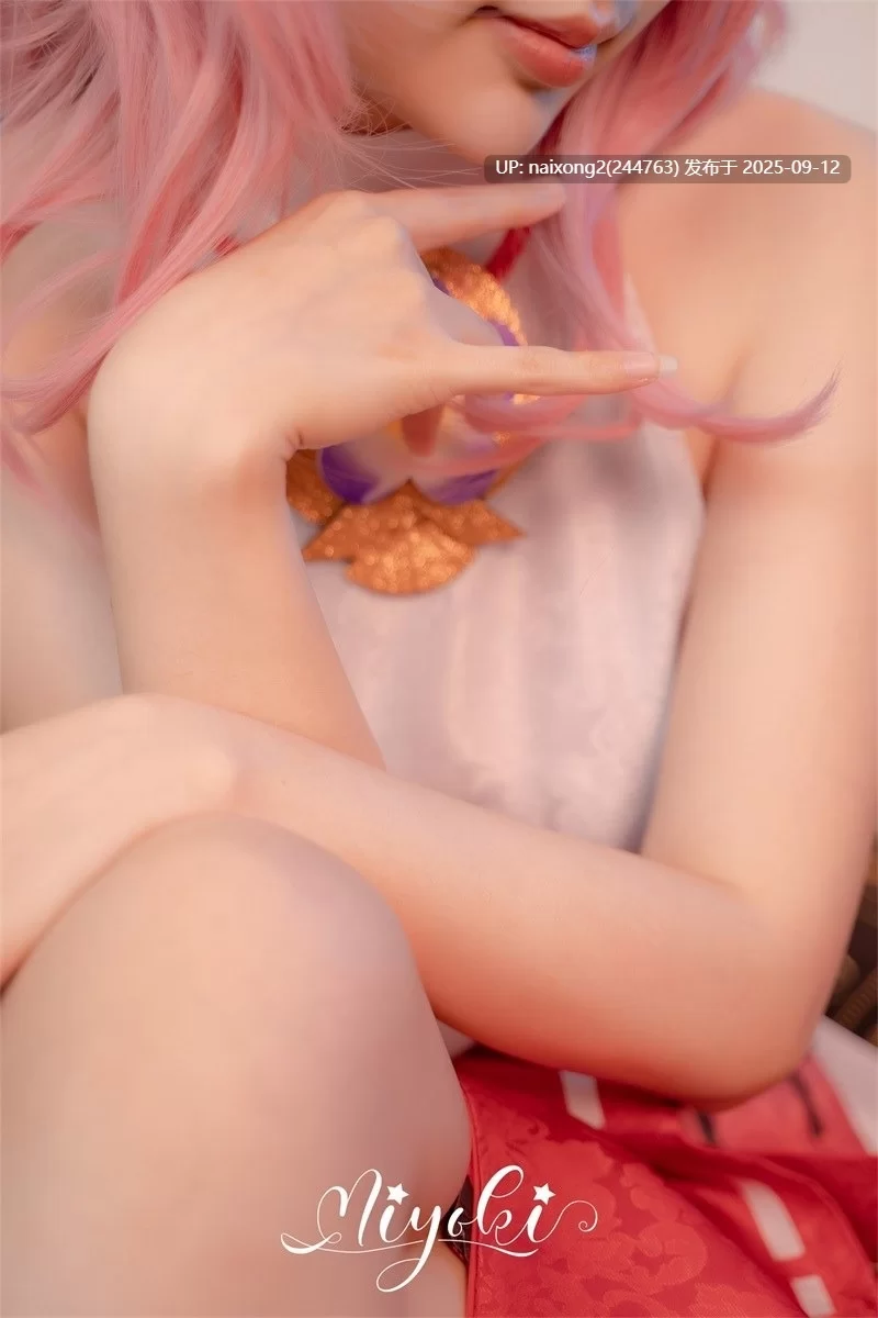 国产coser 铃木美咲 - 八重神子《原神》[44P+1V][3.88G]【1+3.88G】
