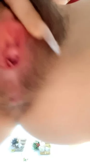 福利姬 红丝露脸疯狂小湿妹跟小哥激情啪啪大秀玩逼浪叫呻吟【1+527M】
