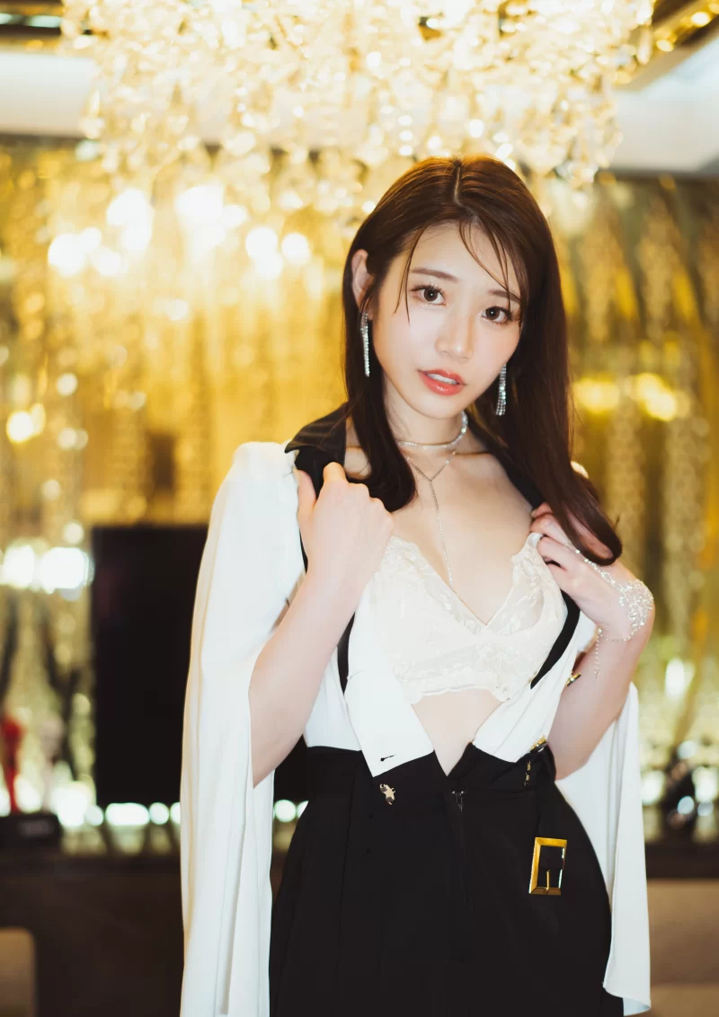 高颜值美女 河北彩花河北彩伽20套写真大合集【1620p+6g】
