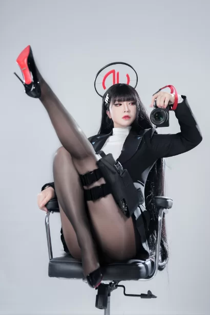 国产模特 [COSPLAY/带视频][半半子] 调月莉音【NP+NV+500M】