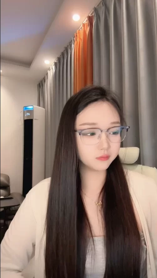 合集 眼镜少妇[萝莉叭嗦]丝足假屌奶子比心，自慰流浆掰穴【20V+25G】