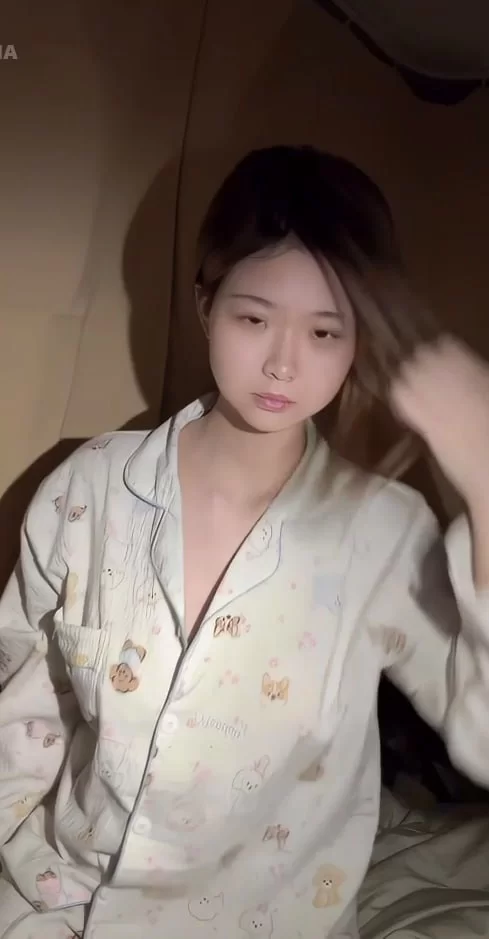 自拍 B站up主的舰长福利，颜值身材都不错【75v+932m】