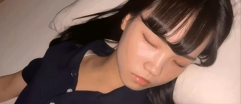 自拍 [MJ作品]无良房东&出差小表妹 2部【2V+23P+2.54G】