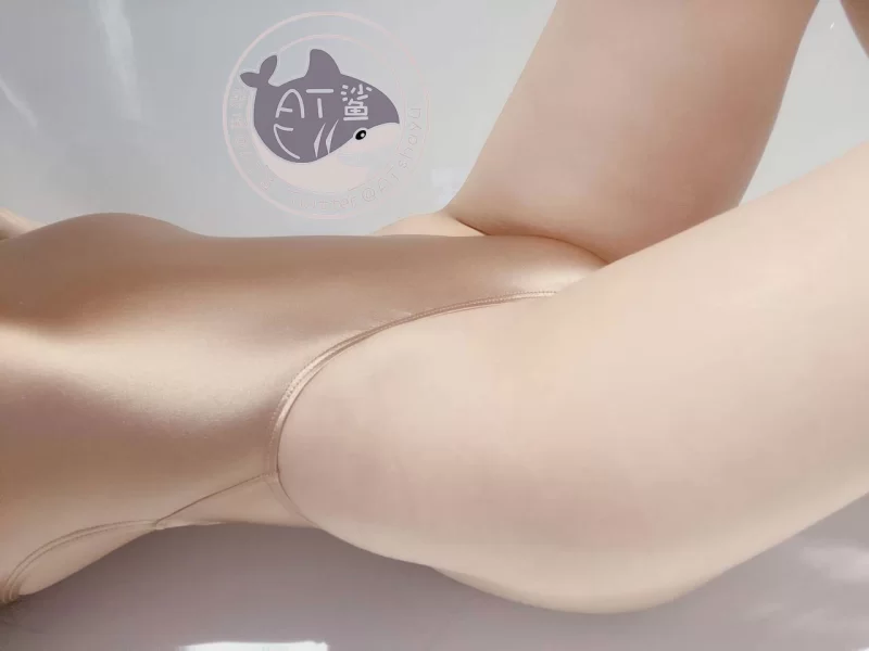 AT鲨写真自拍合集[57套-1.39G]【np+1.39G】