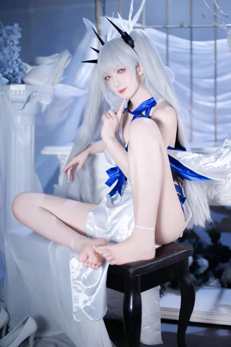 国产coser 封疆疆v - 碧蓝航线 可畏礼服【32P+935M】