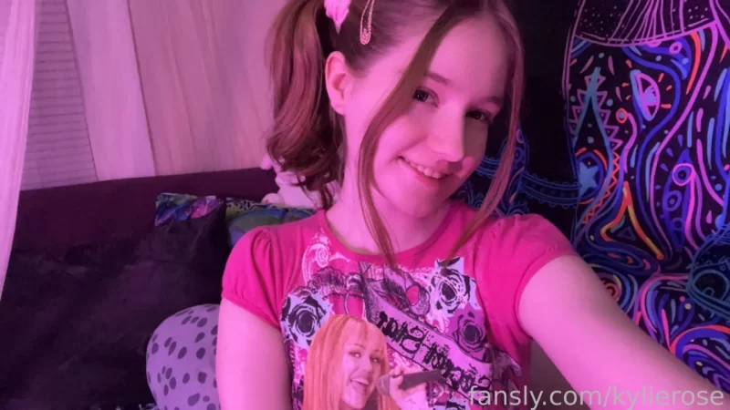 合法萝莉 欧美萝莉Kylierose  吧里没有，自己电报下载的【19v+2.53g】
