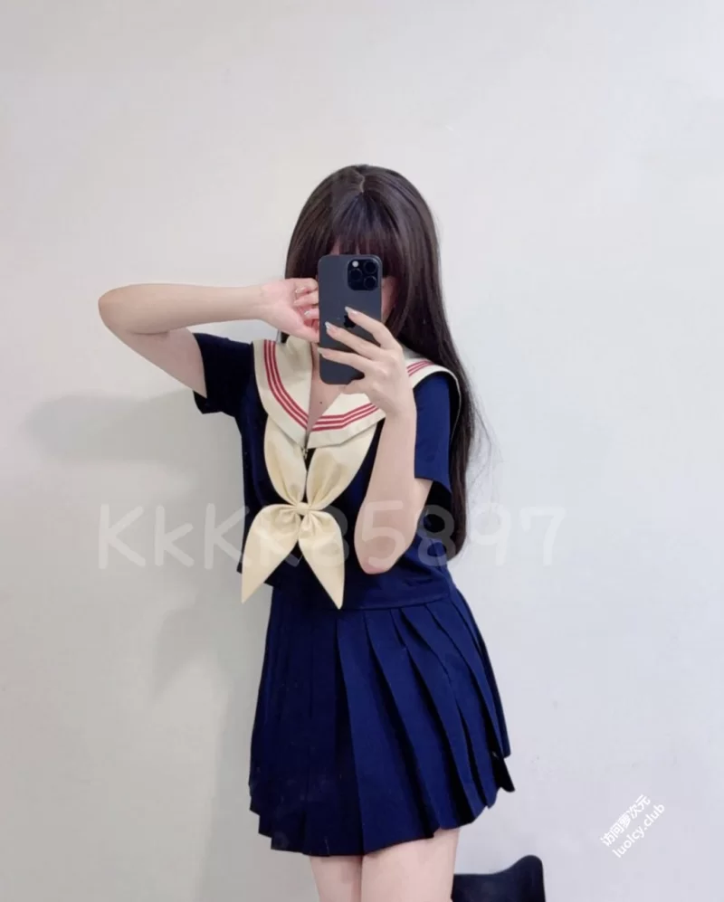 福利姬 白虎萝莉裸舞福利订阅 [18PnV-393MB]xiaochi988【1v+1g】