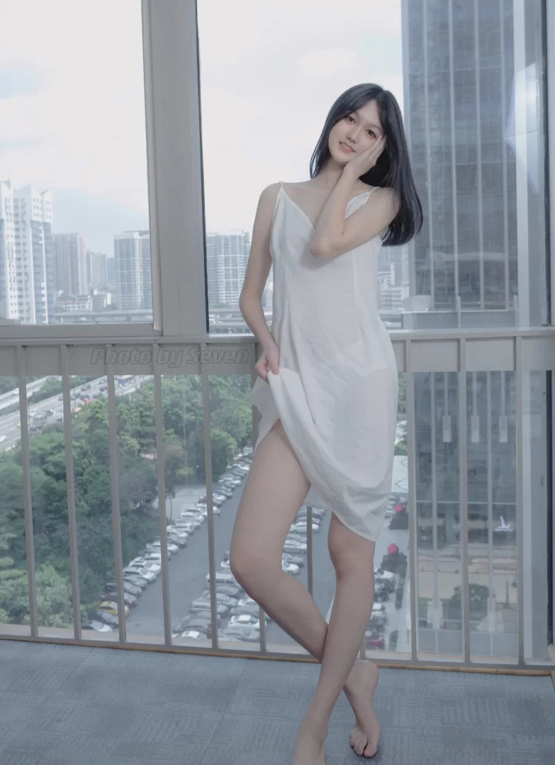 摄影大咖[私房老七]各种大学美女 大尺度 4K私拍【119P+485M】