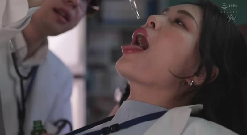 知名女优 DASS-720橘玛丽新作全身性感带氧 失禁絶頂燊りす女医【1+1.5g】
