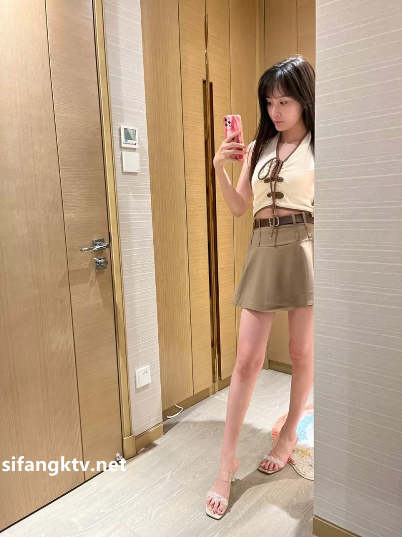 自拍 反差婊子-极品高挑公务员妹子超爱吃肉棒，在办公室里热【9p+16v+171M】