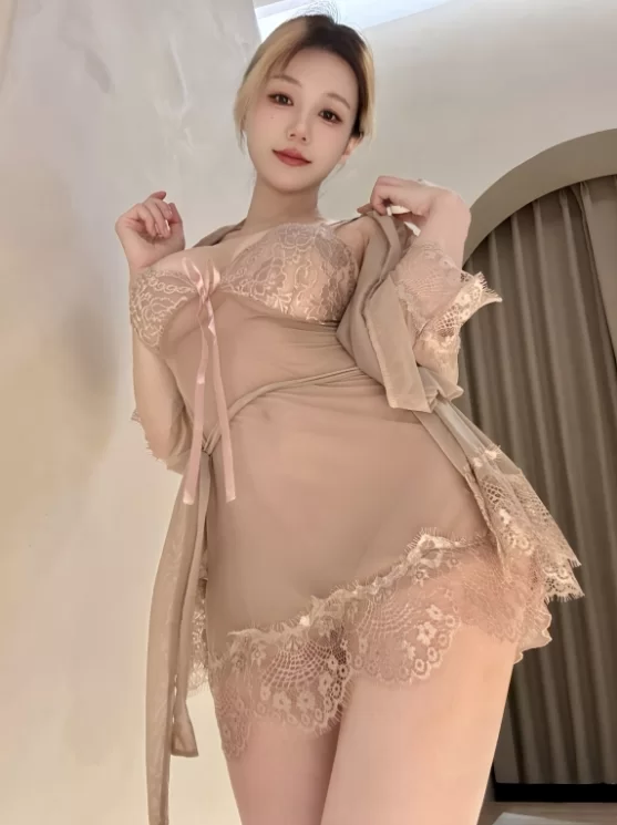 国产coser 小仓千代w - 10月Fantia合集 148P-284M【148P+284M】