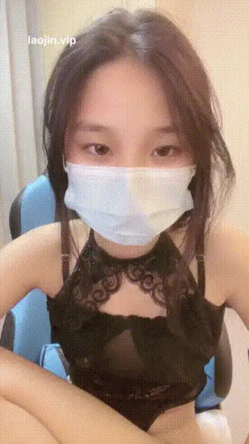 美女御姐 20岁小情侣家中拍小视频赚钱性感野猫完美露脸无套内射【2+3140MB】