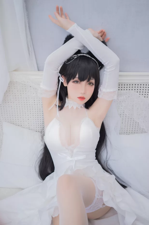 Cosplay 焖焖碳_爱宕 花嫁 [20P]【20P+300m】