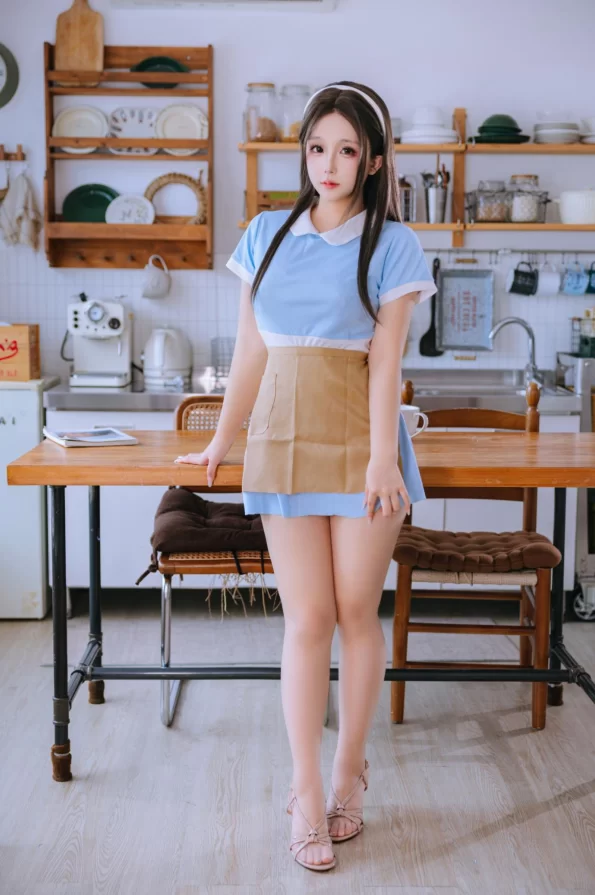 国产coser [COSPLAY/带视频] 日奈娇 NO.255 蛋糕售卖员【181p5v+1.5G】