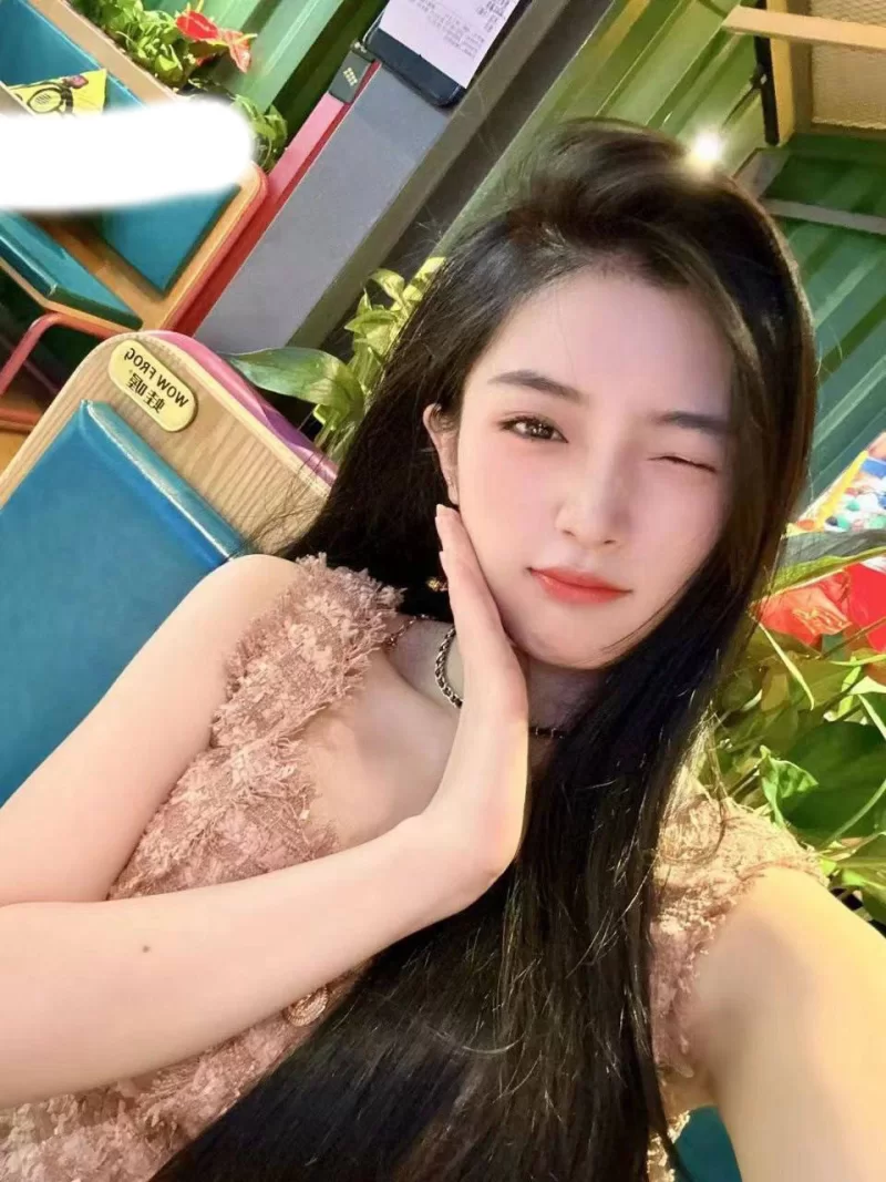 美女御姐 9分超高颜值的青春靓丽校花级别女神-秦x倪自慰 吃鸡 超【2+434MB】