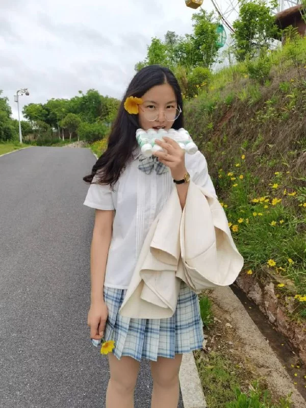 自拍 沈阳学妹，图影泄密泄密，眼镜妹又害羞又想要【1v+728m】