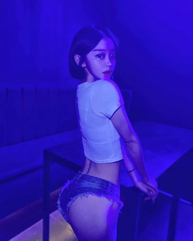 合集 韩国母狗福利姬 曾伊mllnjx【nv+9G】