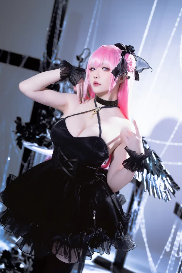 Cosplay 星之迟迟_桃乐丝 [80P]【80P+650m】