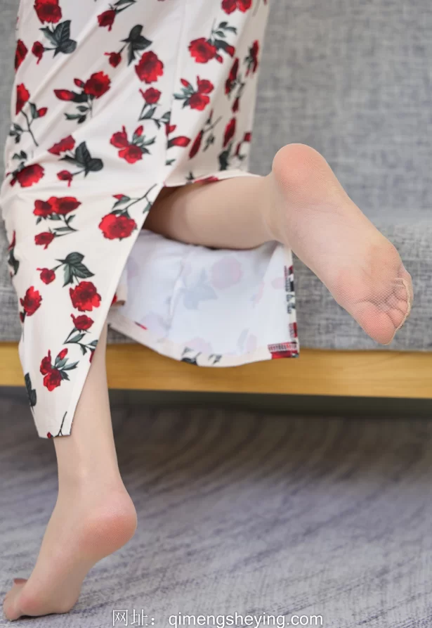 美腿/足控 [绮梦摄影]人气足模小艺389（淑女风＋肉）[图包+视频]【2V＋460P+12.8G】