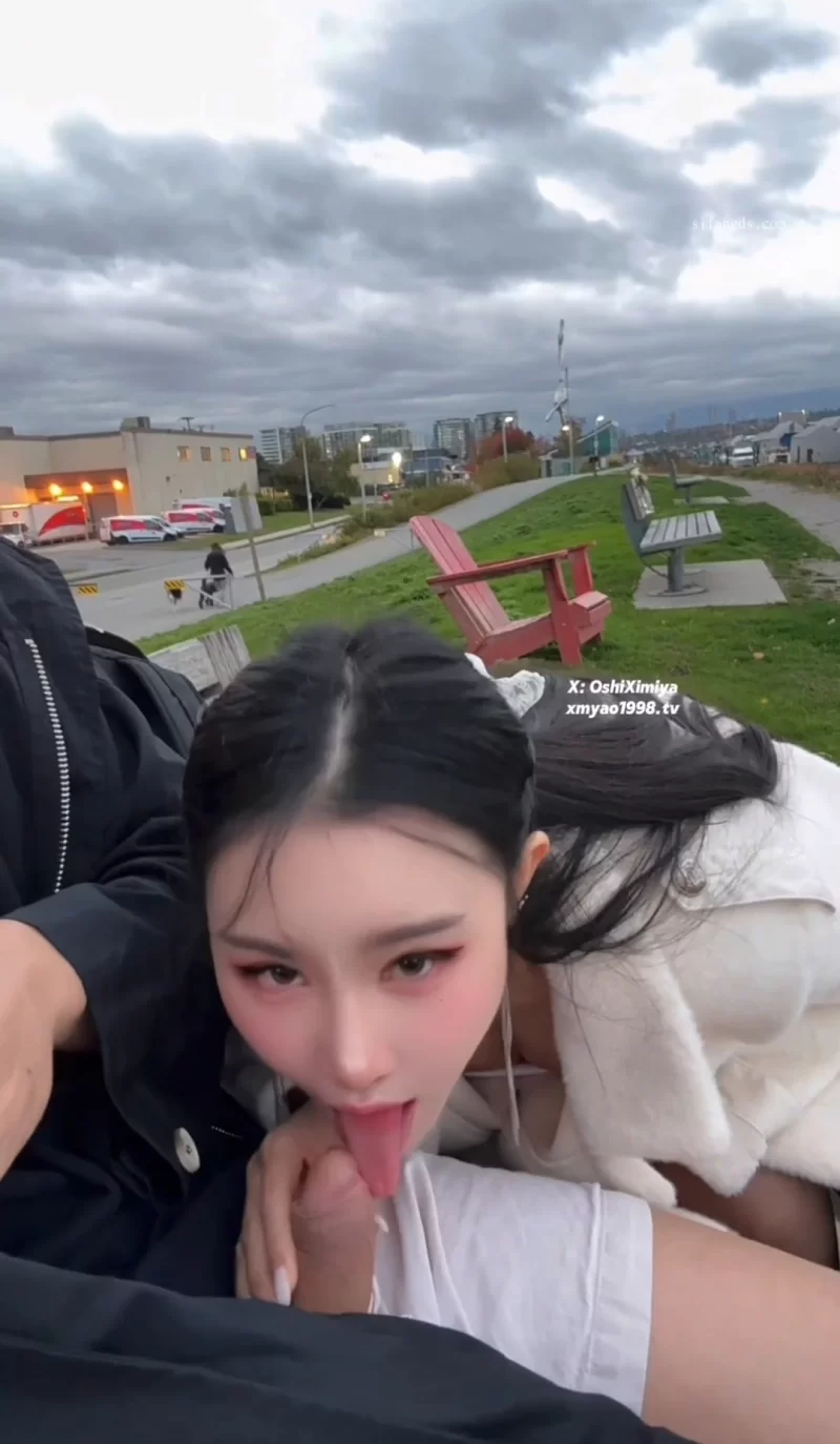 自拍 推特[xmyao1998〗美御姐汐梦瑶无视人群街边大胆做爱这能【4v+1.6G】