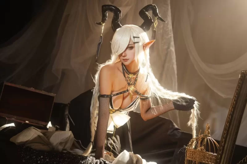 高颜值美女 Seya-狮砸 - 碧蓝航线 尾张魔王【12P+156M】