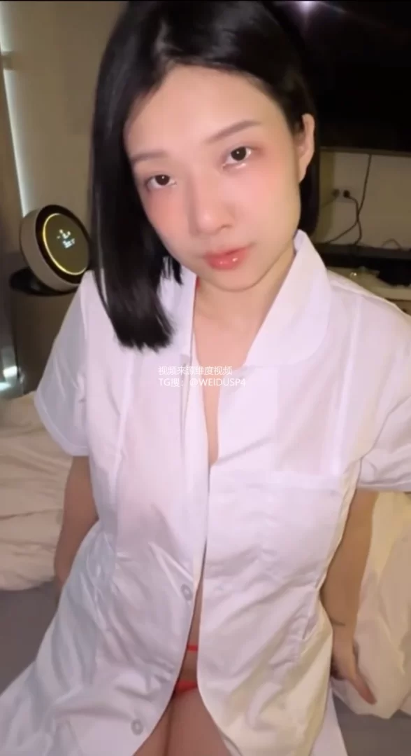 自拍 FansOne[adid866882〗短发童颜巨乳性感内衣让性欲拉满提枪猛干【1v+897m】