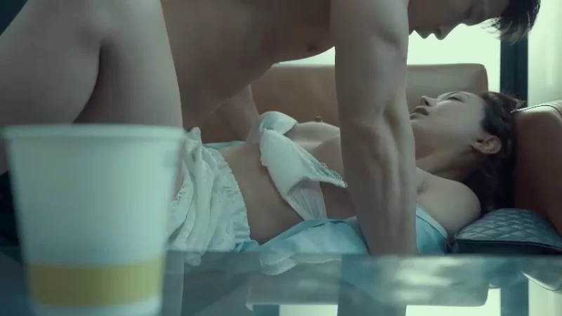 少妇熟女 债主来找妈妈要钱，妈妈没钱给债主用身体还债【v1+55m】