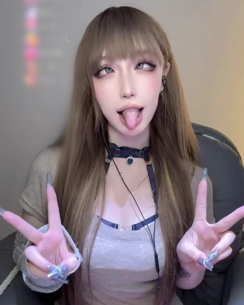 国产主播 反差御姐系列-女主播清纯外表下阿黑颜却这么色[1v/5G/度盘]【1v+5G】