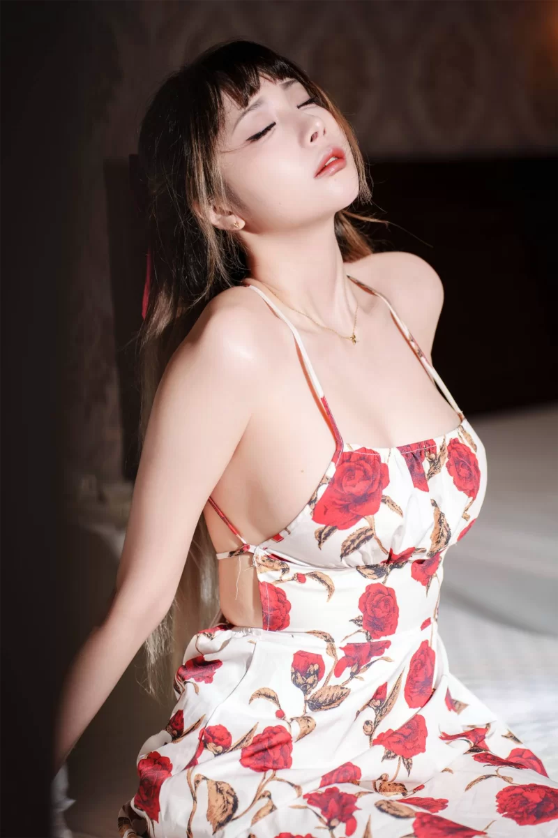 漏点 [自购][未流出][合集]自购未流出超清精品全裸图鉴【70p+1.13G】