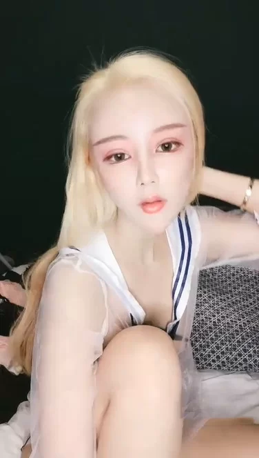 美女御姐 泷泽萝音金发网红脸妹子透视装跳蛋自慰白皙皮肤逼逼无【2+438MB】
