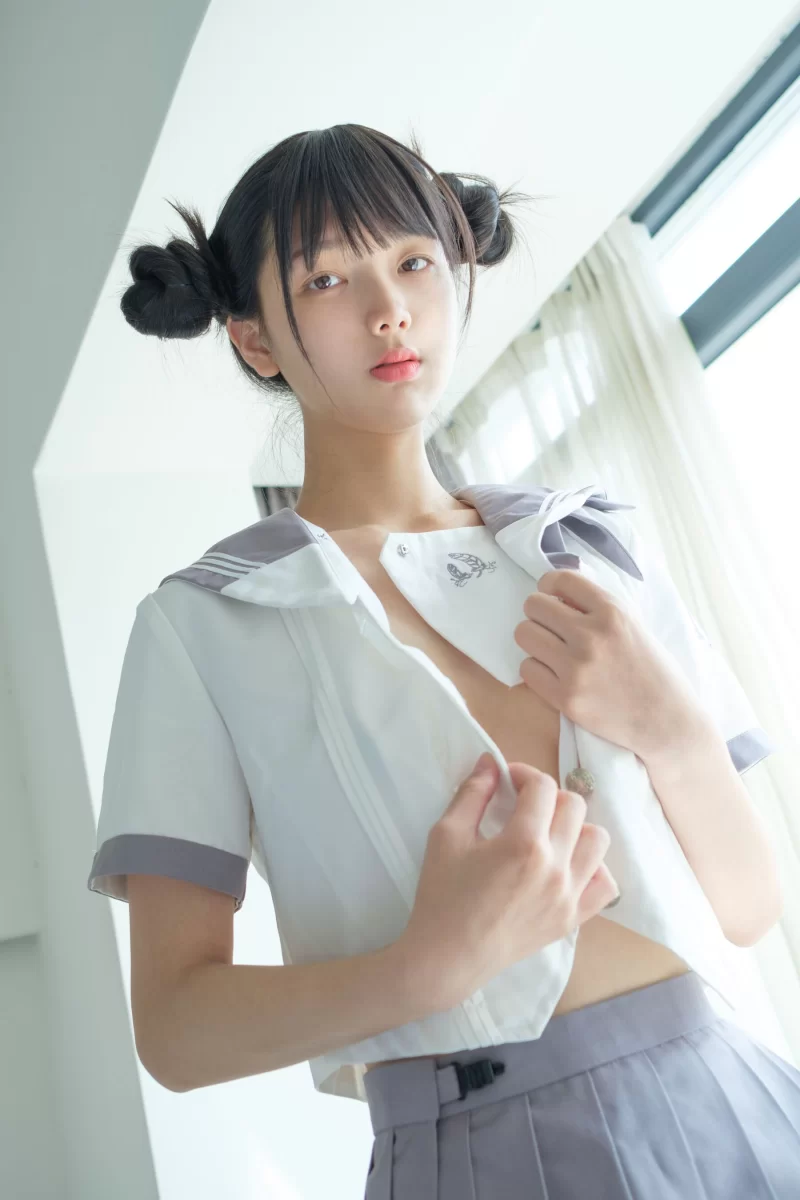 赤西夜夜初音少女大尺度唯美写真诱惑美图【130P+1V+199M】