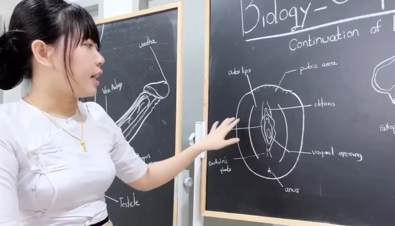 合法萝莉 Myanma 老湿生理课要现场教学我才会懂 被摁在地板上一顿无套猛怼 白浆四溢 内射肥鲍鱼【1v+828m】