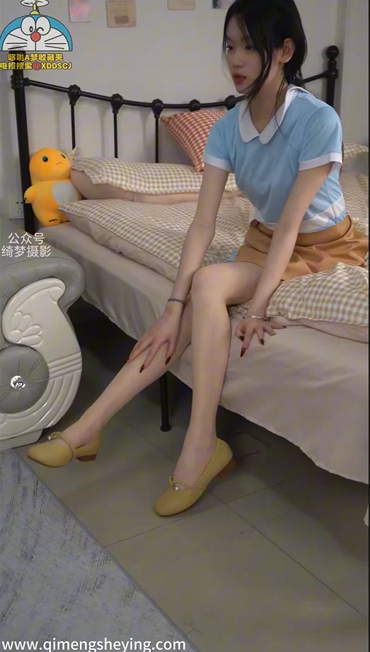 自拍 绮梦摄影，兄弟们要的好利来了，这妹子好纯啊【1v+500m】