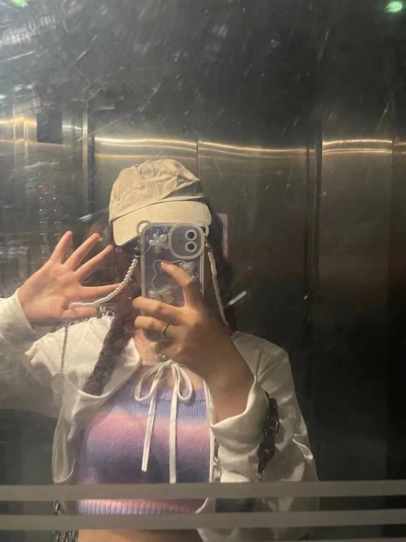 自拍 反差9人组你的女神在别人那里不过是条母狗【92v+371p+1.16g】