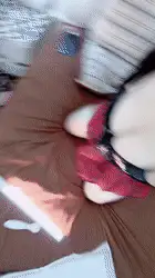 国产主播 D罩大奶[奈奈好大]躺在床上 扒开粉嫩的小穴用震动棒摩擦【1V+1.77G】