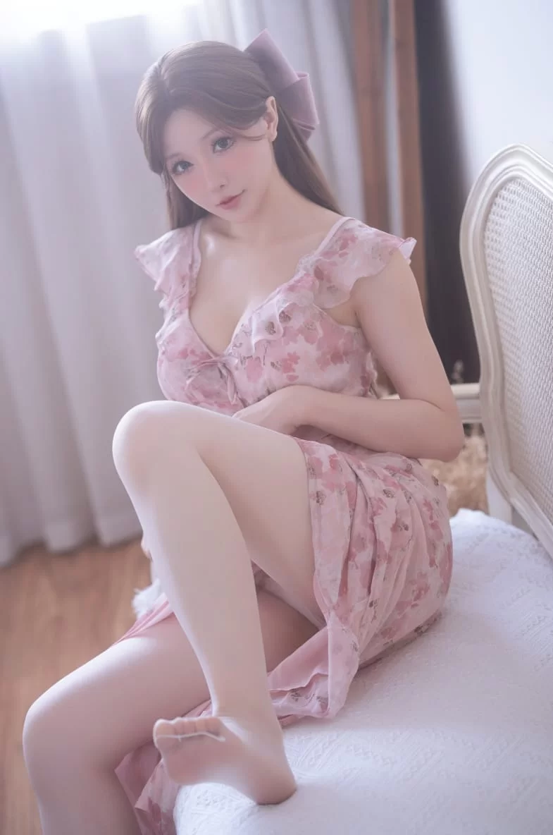 Cosplay 星之迟迟 - 2025年08月计划 合集 【392P4V+4.84G】