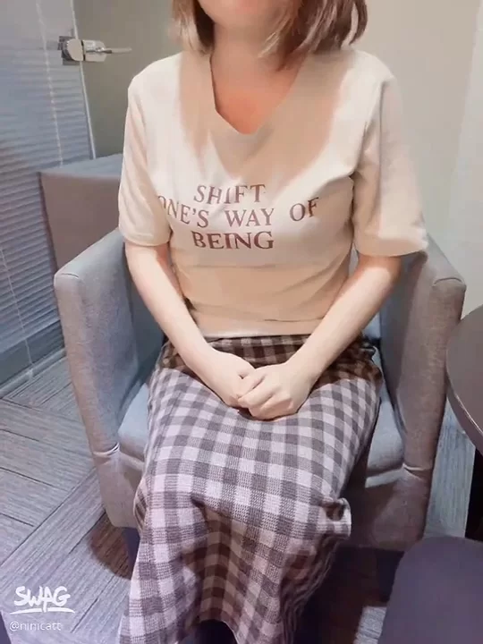 3p&多p SWAG淫蕩學姐VaVa課後黑絲情趣裝群P狂歡輪肏口爆混血長腿【2+1535MB】