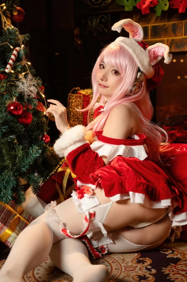 国产coser 是三不是世w - 索尼子 圣诞【44P+471M】