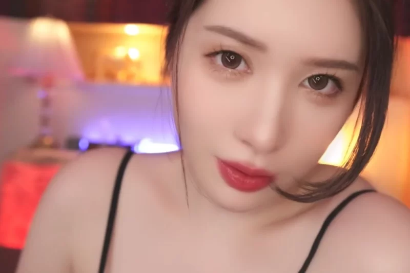 高颜值 顶级肤白神颜巨乳被疯狂蹂躏【1v+5.2G】