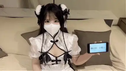 美女御姐 淫荡小骚货泳池操逼大战水里抱起【10+14.1G】