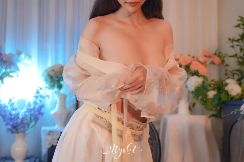 福利姬 铃木美咲(Misaki Suzuki) 明蘭汉服【29p1v+650M】