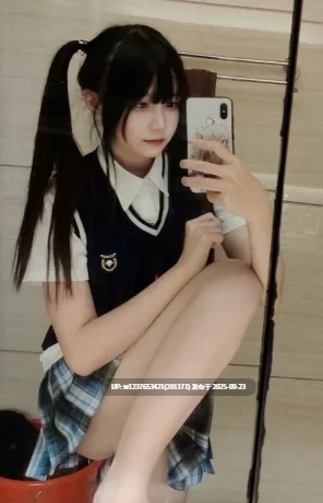 自拍 [宿野suye]可爱萝莉写真作品+短视频合集【1+8g】