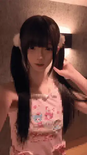 自拍 [重磅]推特极品清纯神颜露脸博主[金币崽]与金主爸爸3P【55V+65P+356M】