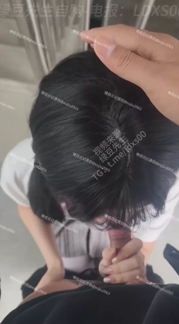 自拍 真实05年小妹 情侣日记 真的好紧好紧【1v+2.01G】