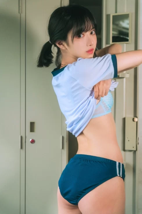 国产coser Shika小鹿鹿 11套合集 324P+3V-3.31G【324P+3V+3.31G】