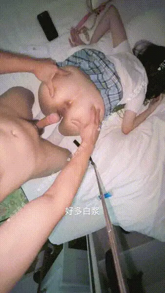 自拍 [泡芙卷卷]订阅作品，天生萝莉体娇小可爱，被男友各【78v+650M】